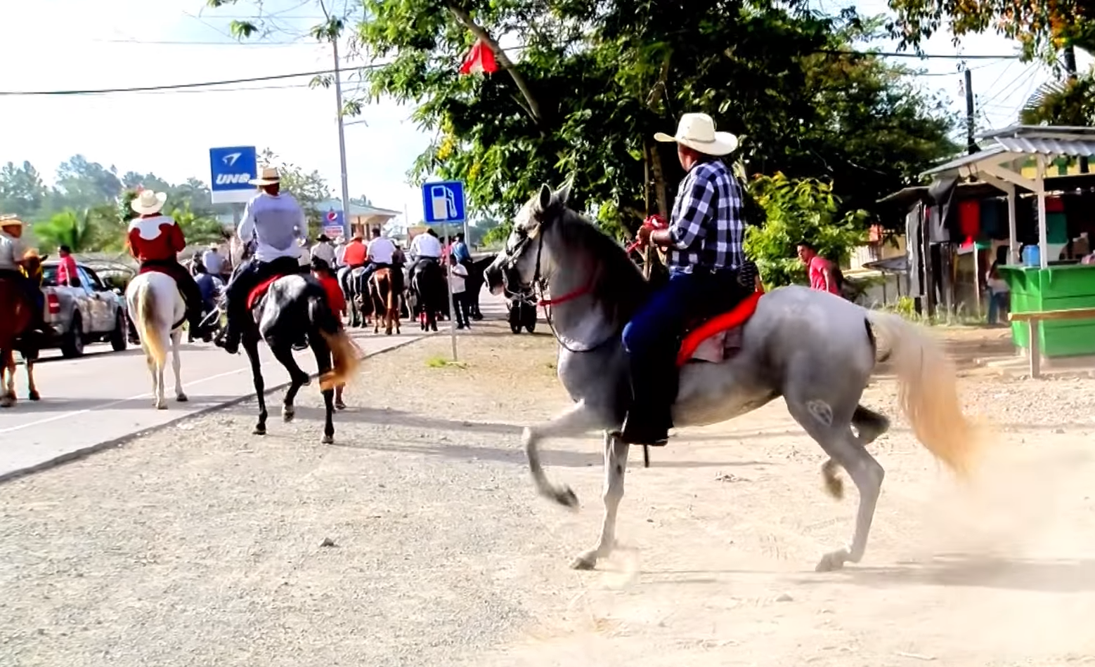 Tradiciones de Bonito Oriental